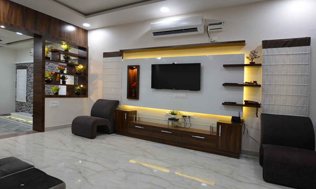 1 — Mr And Mrs K. Maheshwara Rao, Guntur